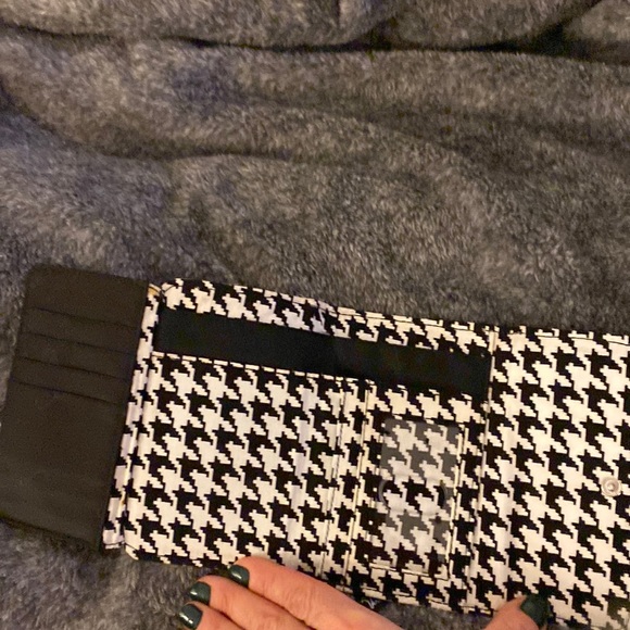 Wallet - Picture 4 of 4